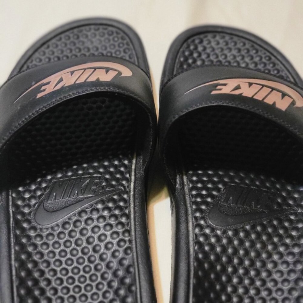 Nike Benassi JDI Women's Slides Black Rose Gold Logo Size 9